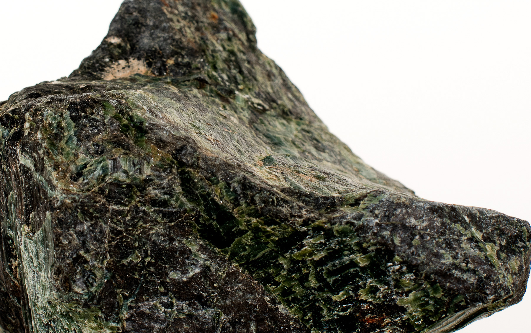 Une pierre de serpentinite trouvÃ©e au barrage de Moiry.