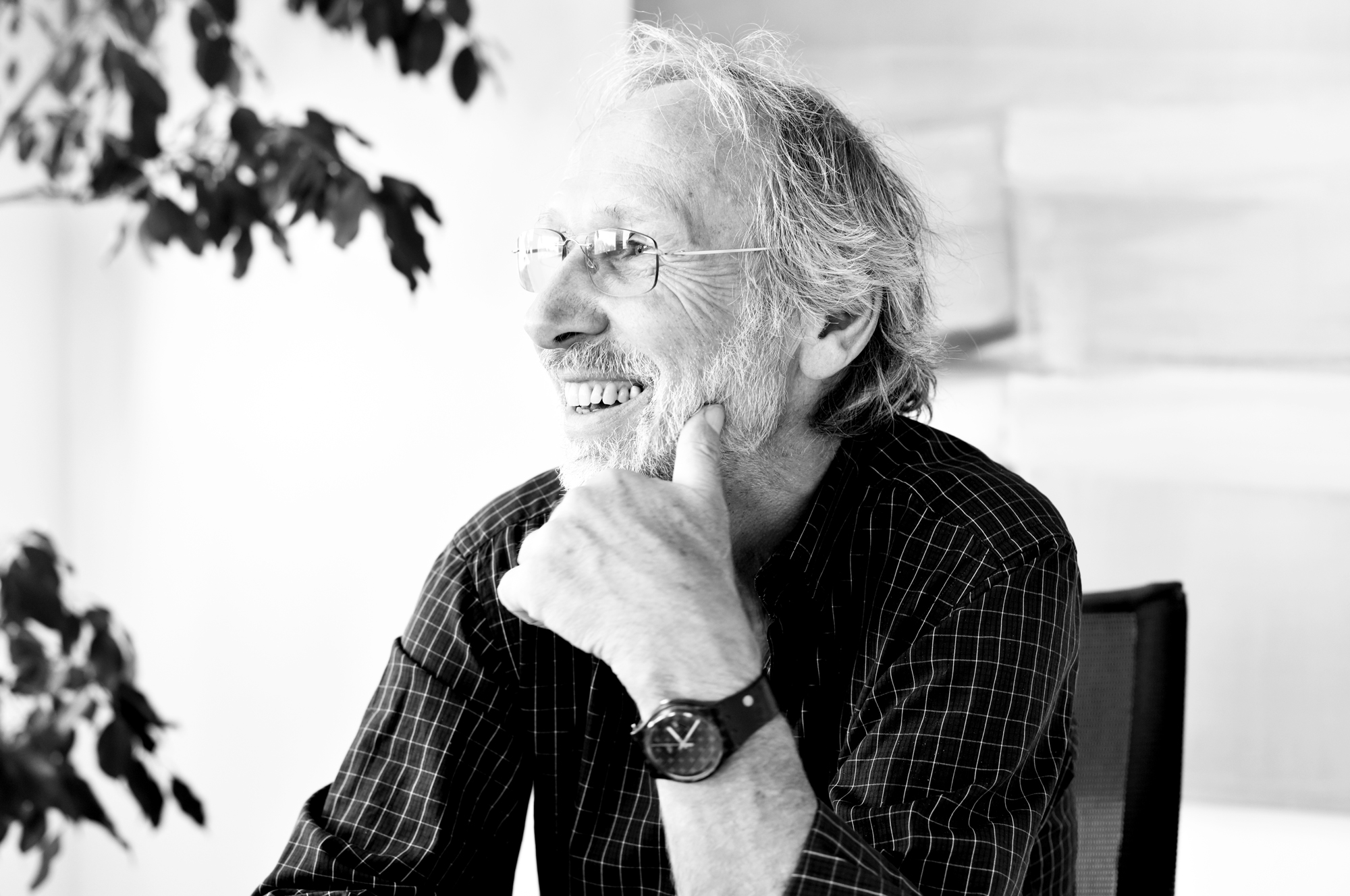 Roland Demiéville Roland Demiéville, auteur du livre-CD «Le festival des chansons».