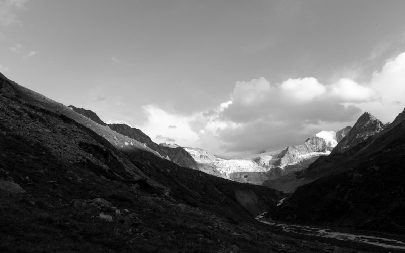 Moiry: de lâ€™Europe Ã  lâ€™Afrique, un safari des pierres